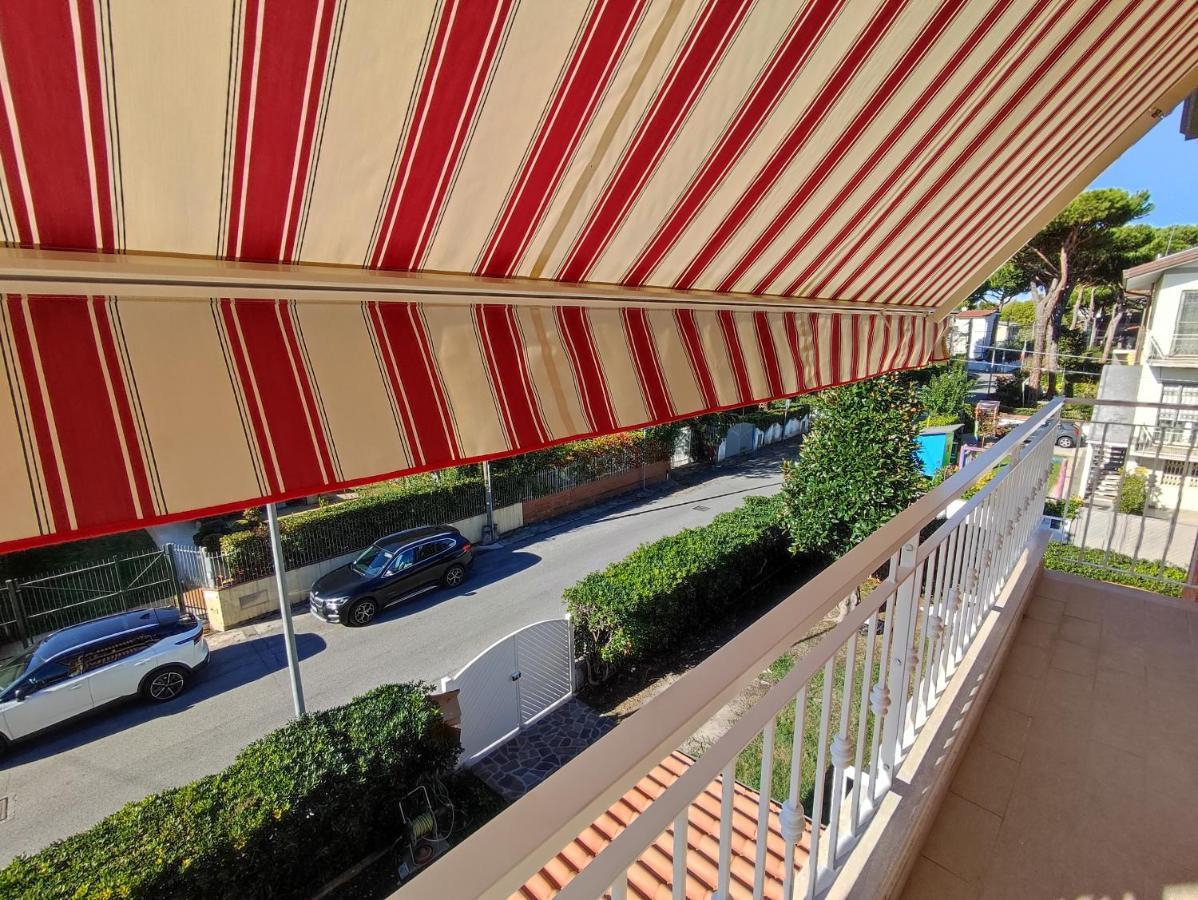 Casa Violina Apartment Lido di Camaiore Exterior foto